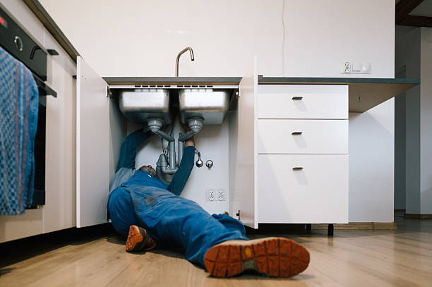 Professional Leak Detection technician working in Section, AL